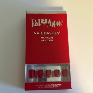 Petite Red Aspen Nail Dashes